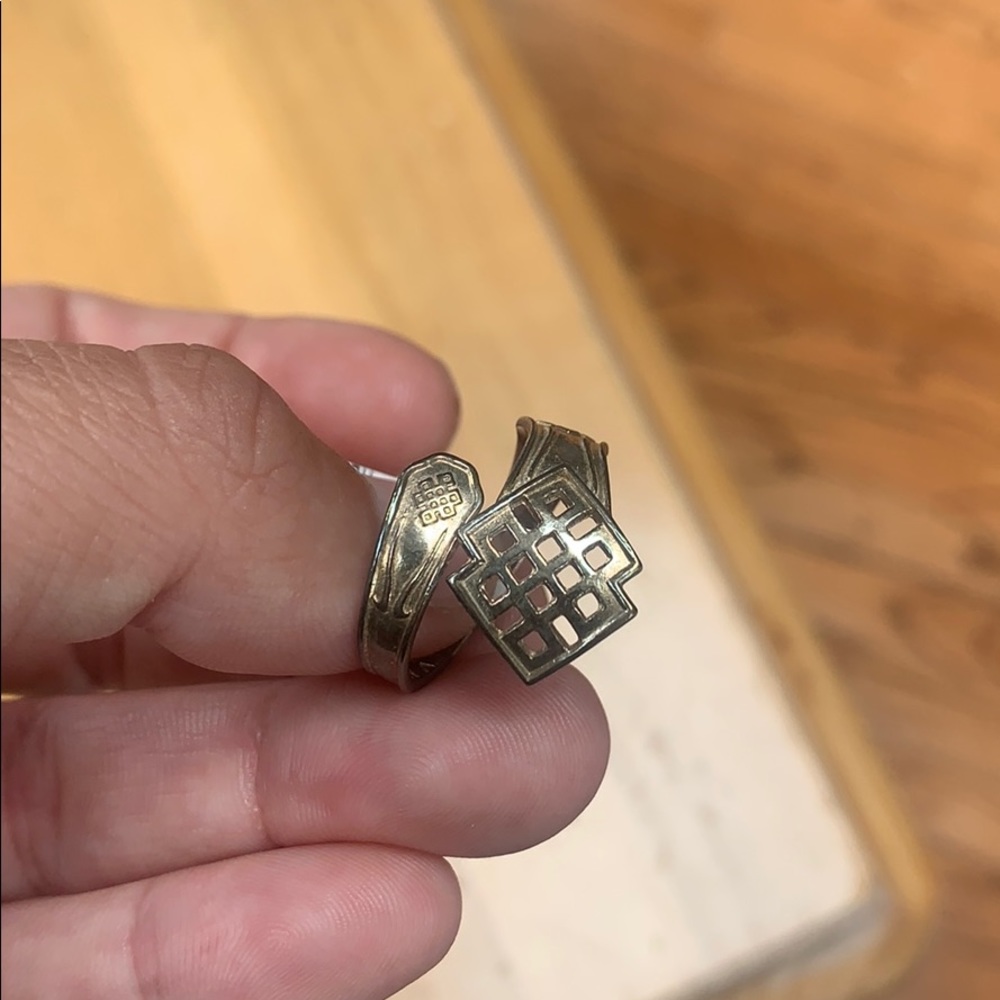 Alex and Ani ring